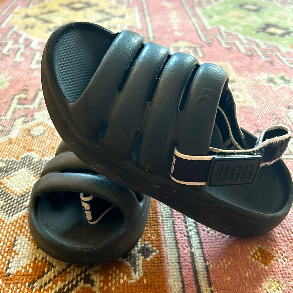 Boys black Ugg rubber slides